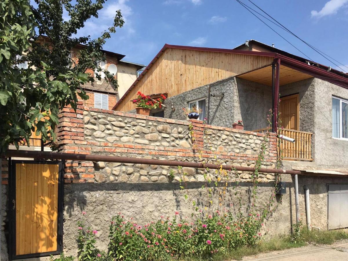 Guest House Babaka Siğnaği Dış mekan fotoğraf