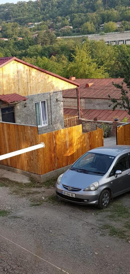 Guest House Babaka Siğnaği Dış mekan fotoğraf