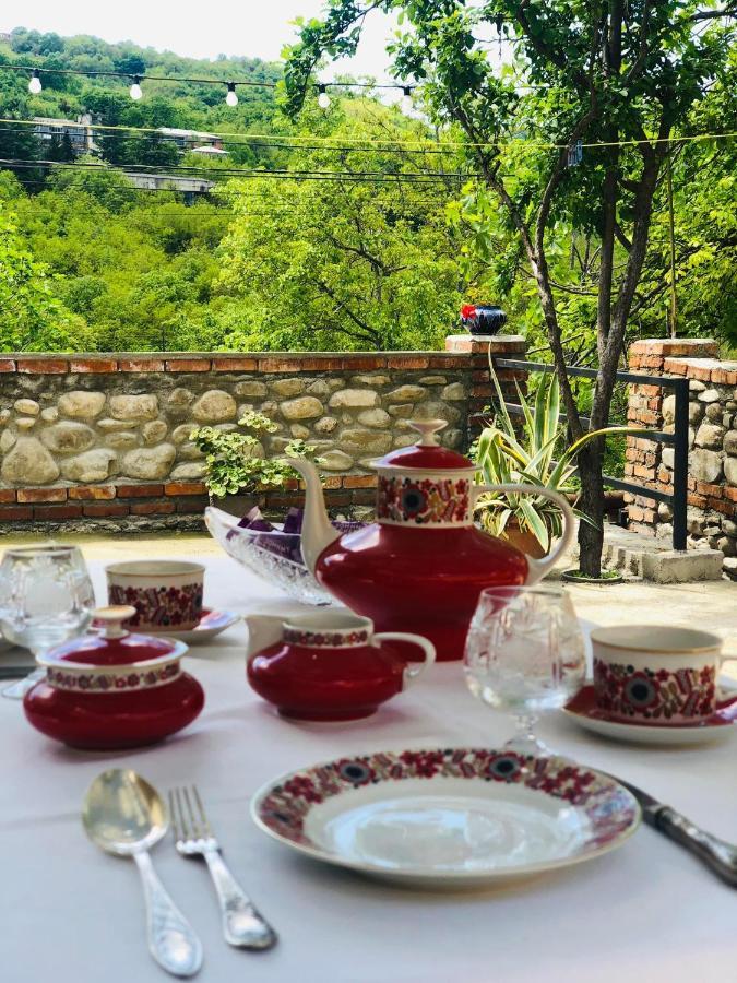 Guest House Babaka Siğnaği Dış mekan fotoğraf